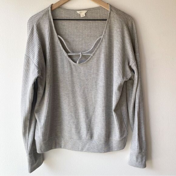 aeropostale gray waffle knit long sleeve caged neck top - Picture 1 of 8